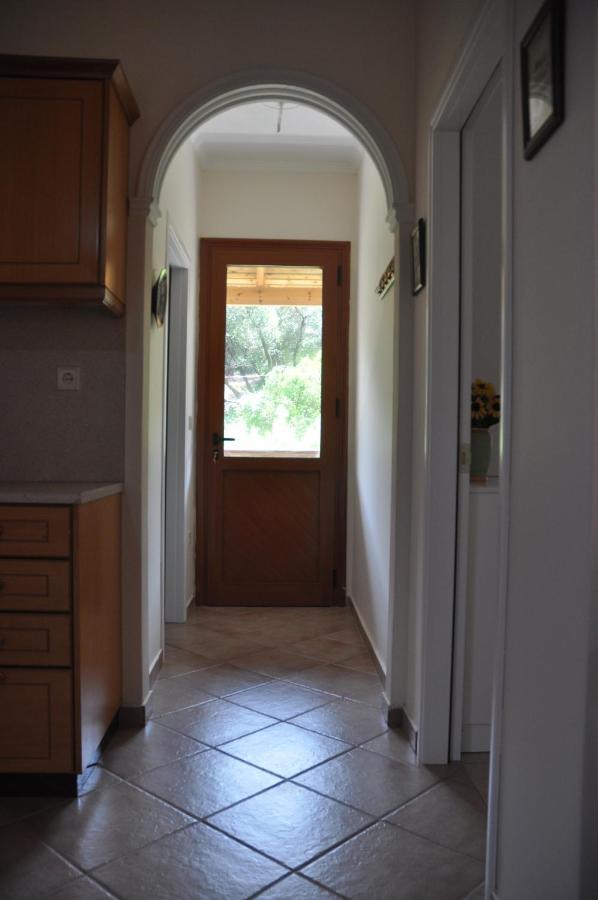Areti'S Apartment Agios Georgios Pagon Dış mekan fotoğraf